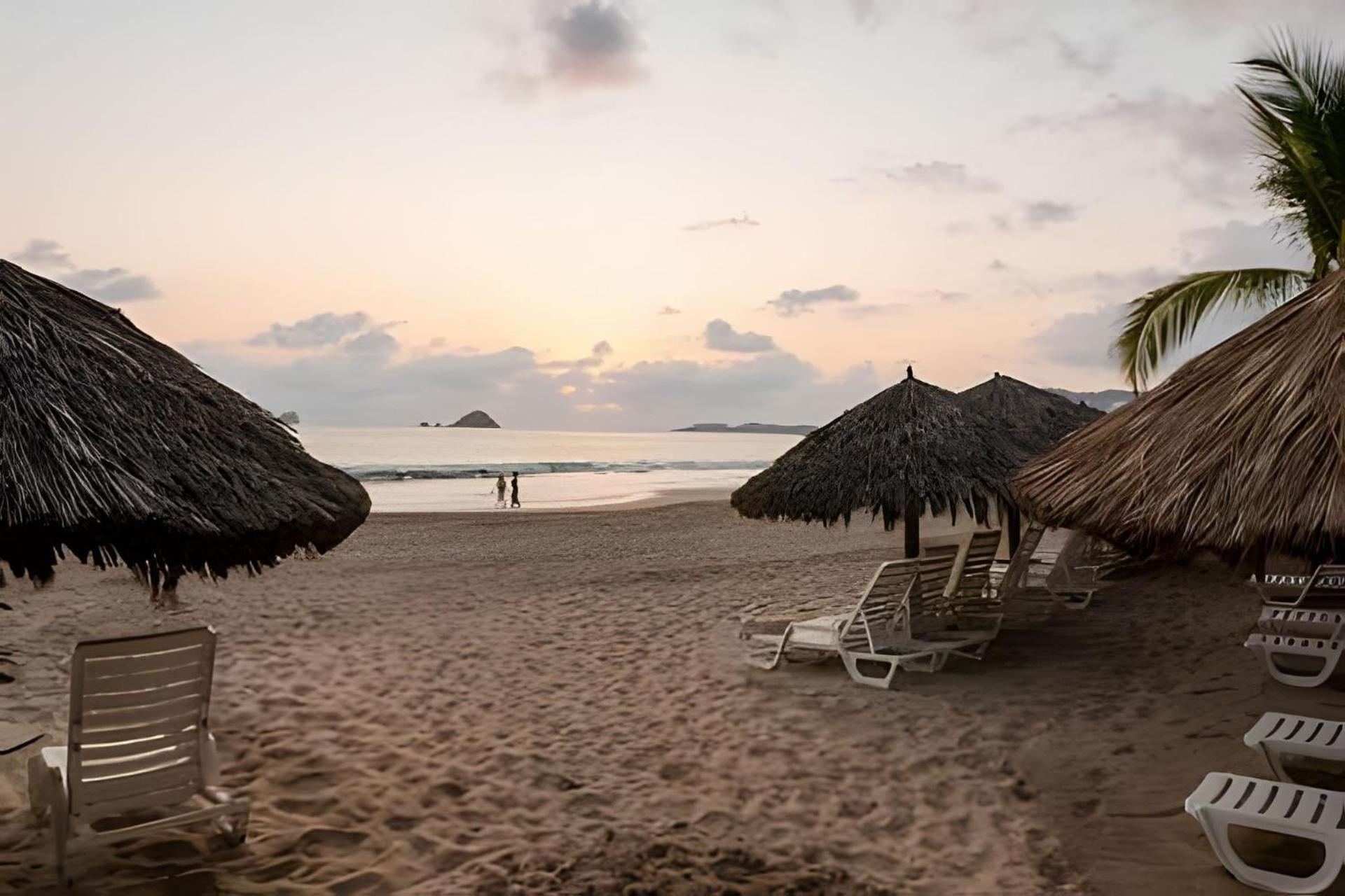 Apartamento El Pajaro Carpintero Ixtapa  Exterior foto